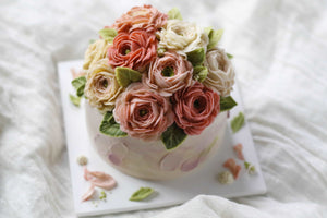 Butter Cream Flower Cake (Blossoming Style)