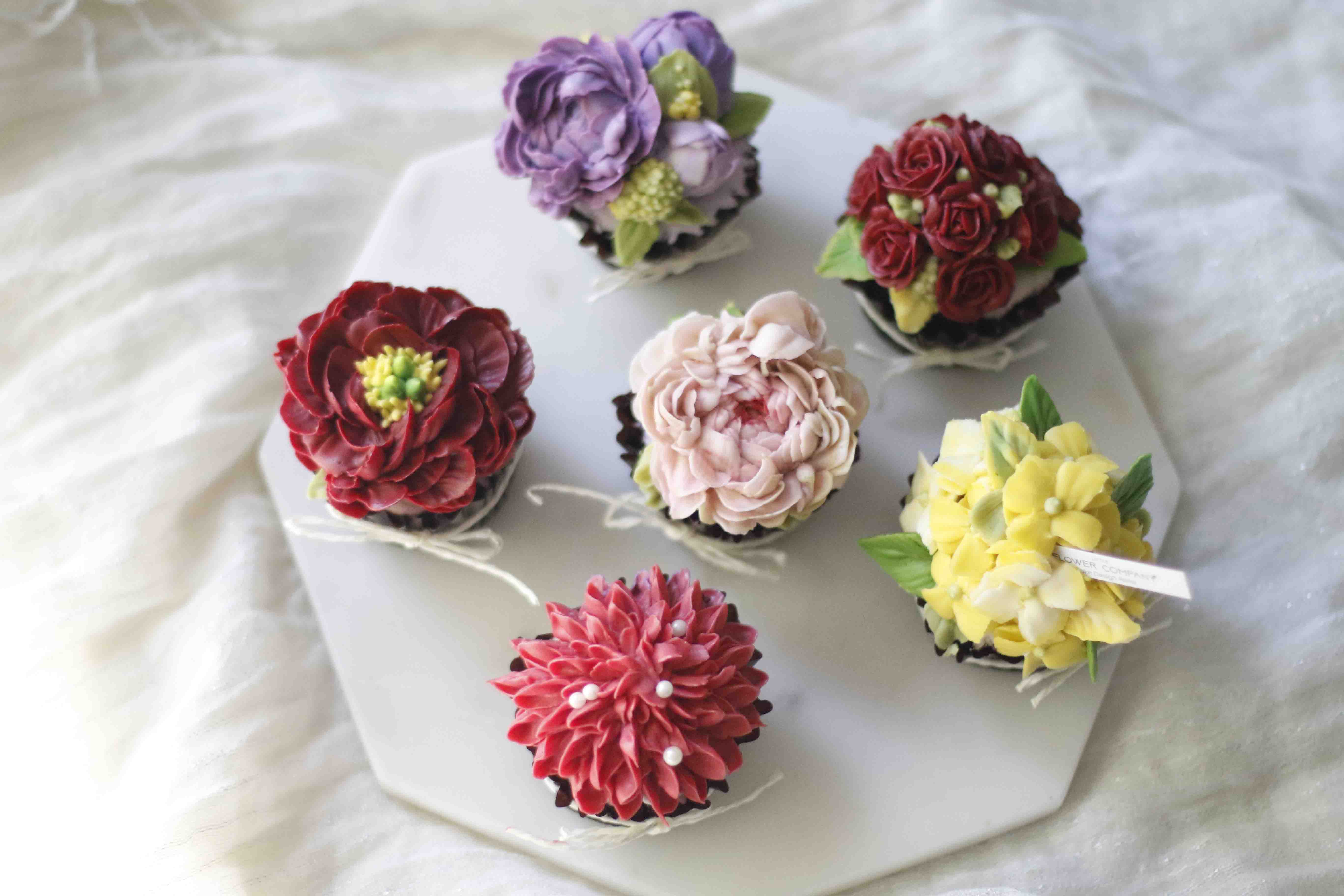 Buttercream flower cupcakes
